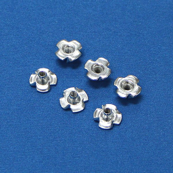 画像1: 爪付ナット3mm（中） (1)